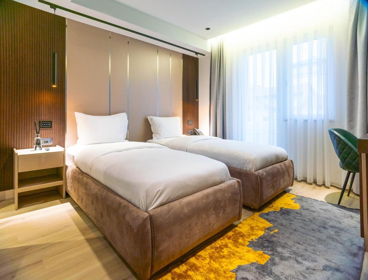 Emery Hotel Πρίστινα Εξωτερικό φωτογραφία